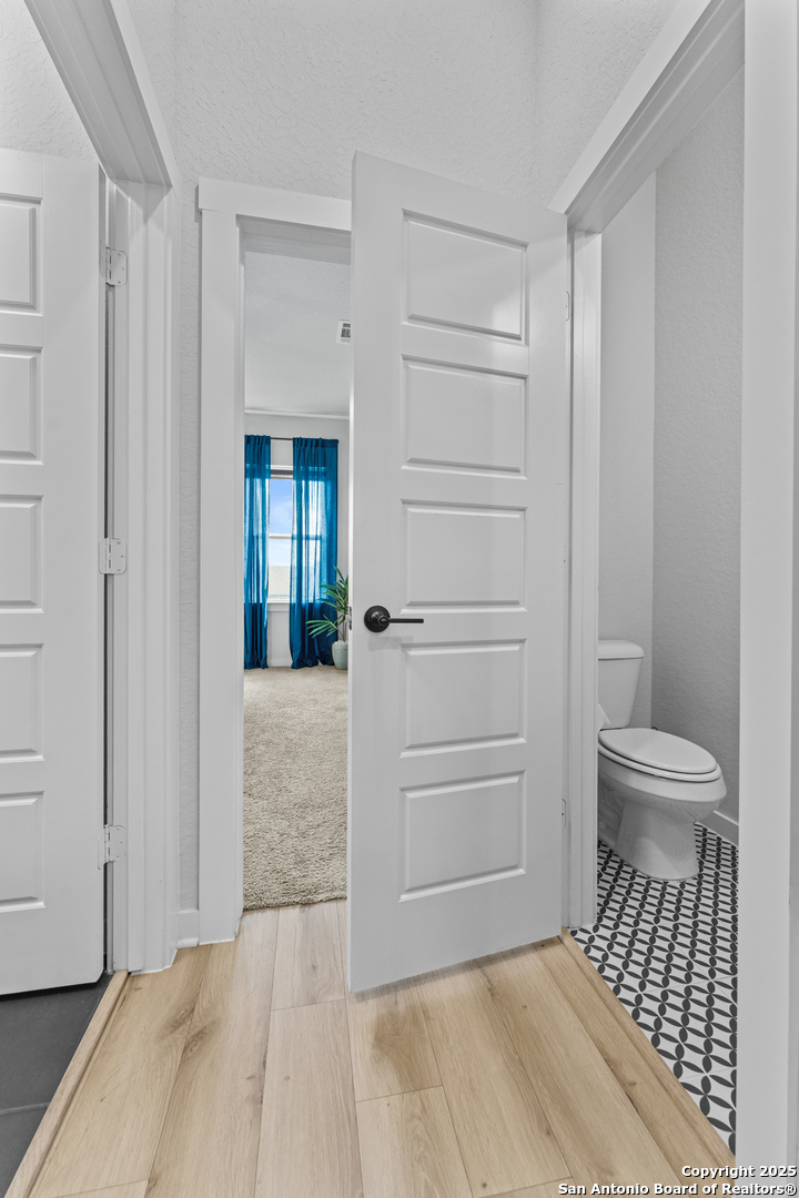 5843 Whitby Rd Unit 6