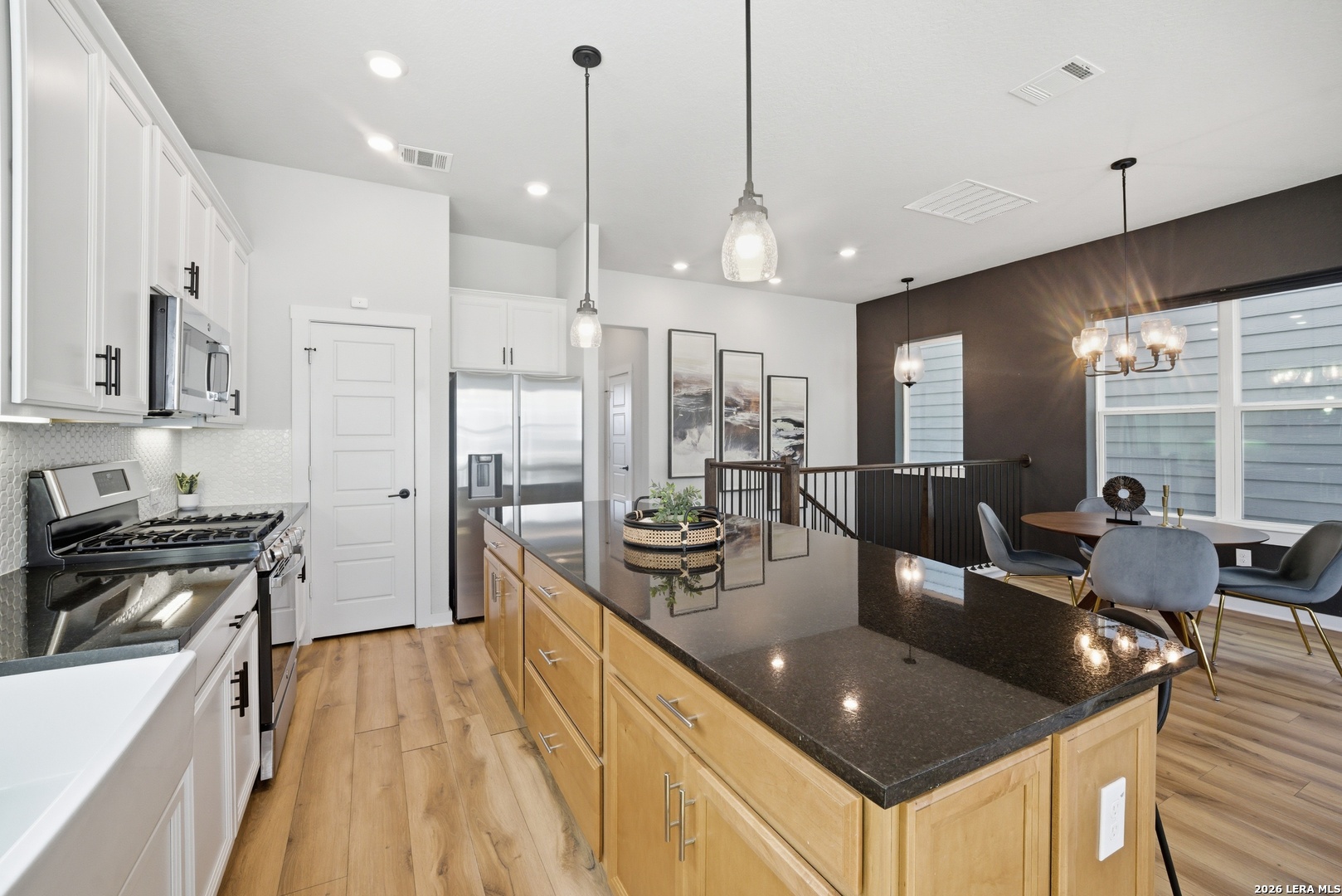 5843 Whitby Rd Unit 6