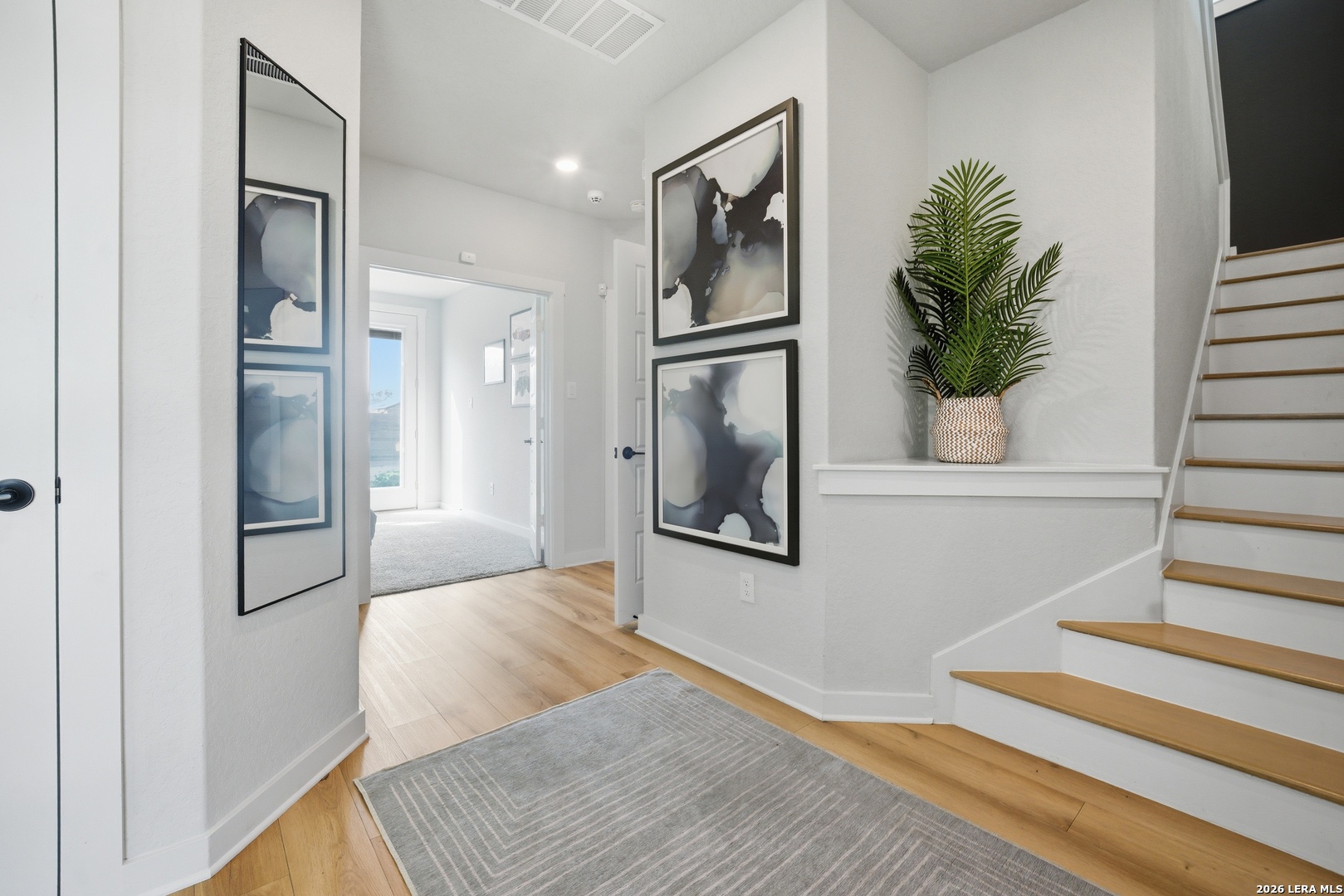 5843 Whitby Rd Unit 6