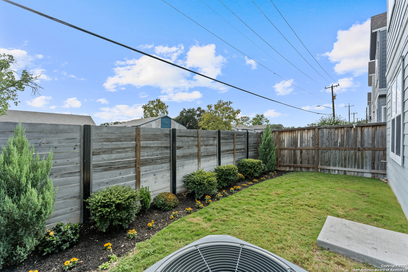 5843 Whitby Rd Unit 6