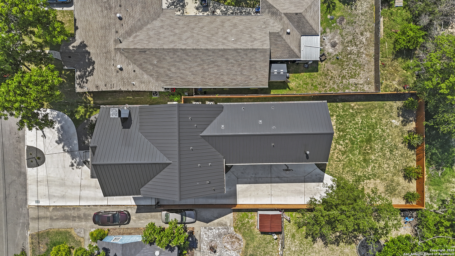 670 Magazine Ave