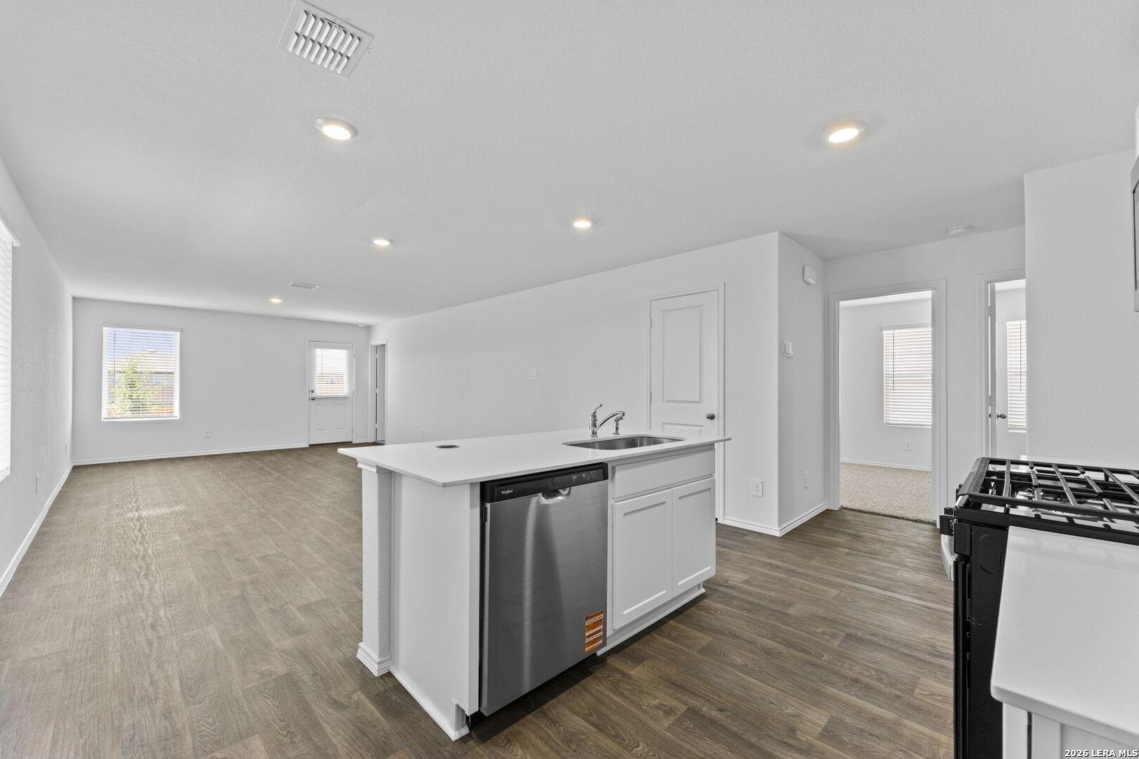 15427 Mint Patch Meadow