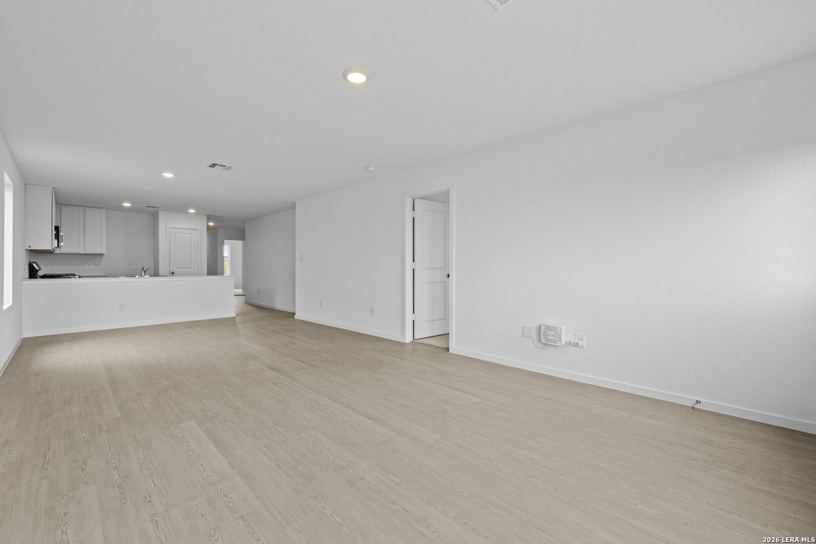 12623 Kathleen St