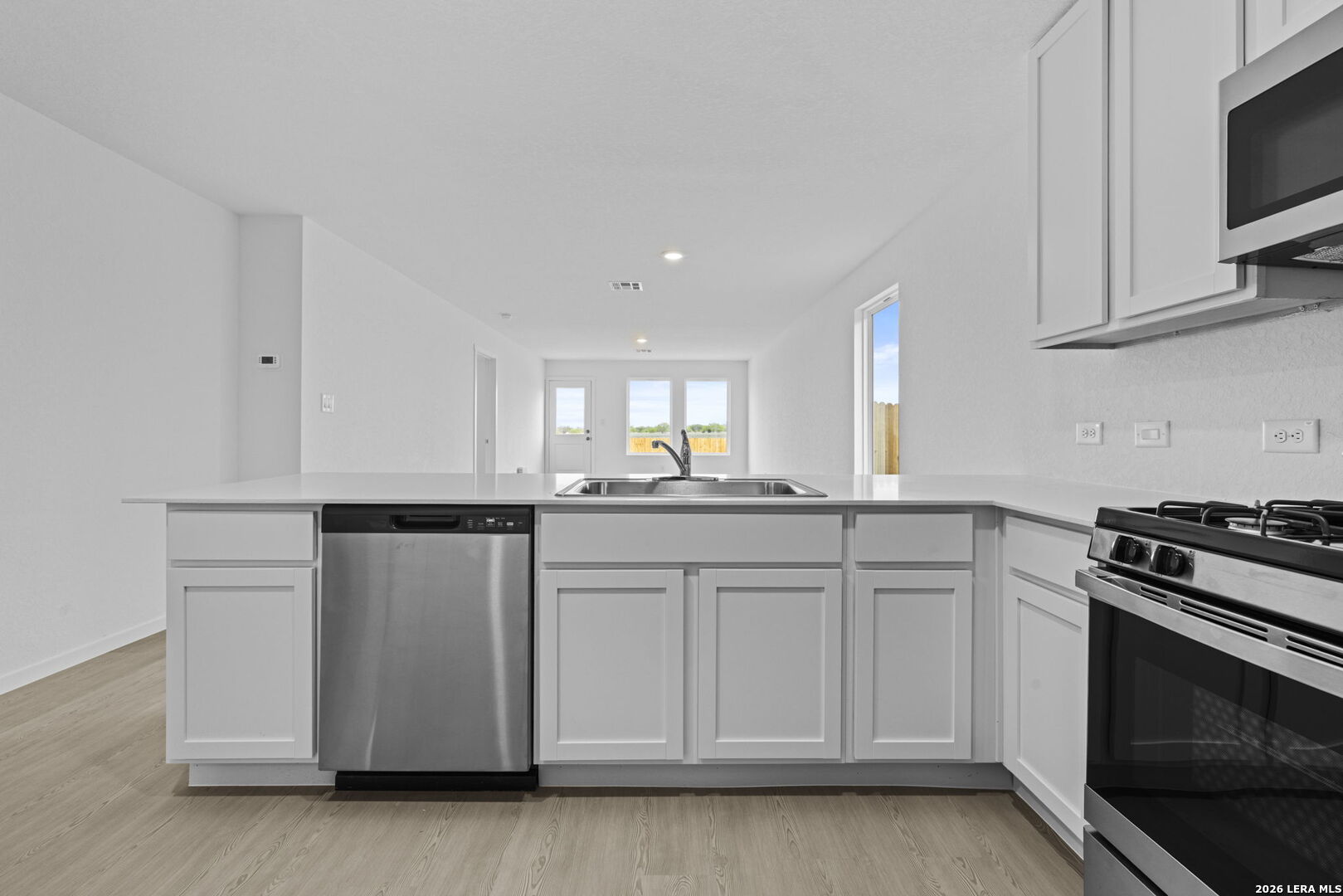 12623 Kathleen St