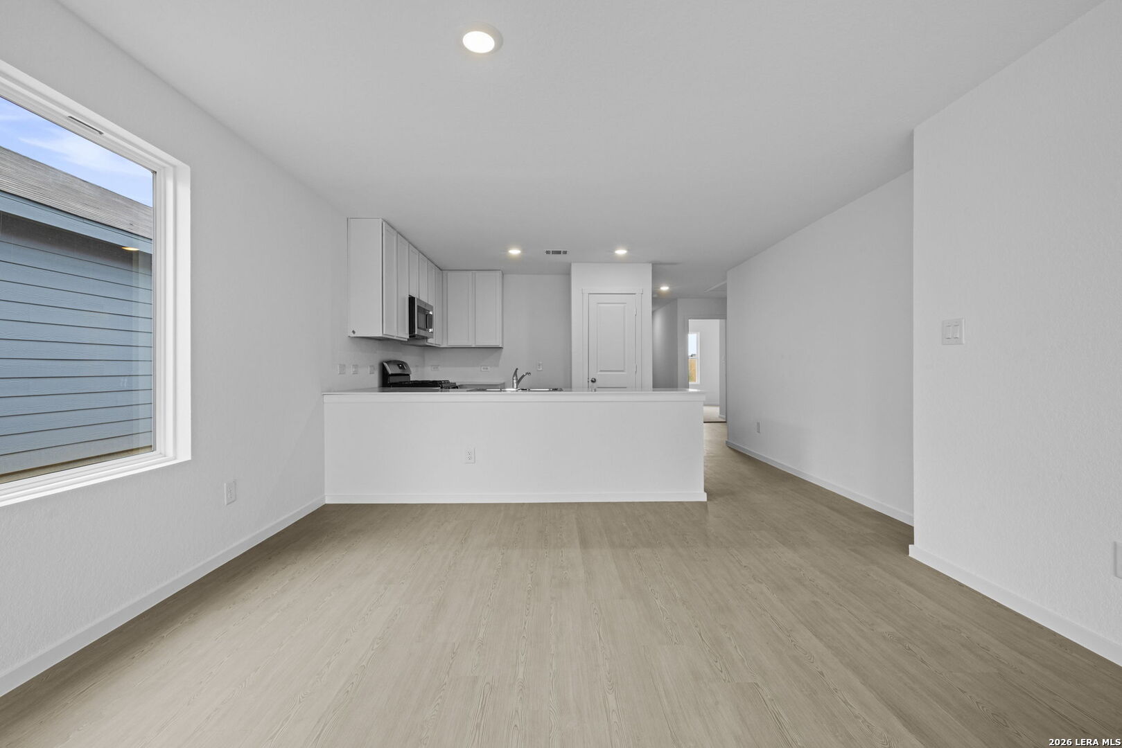 12623 Kathleen St