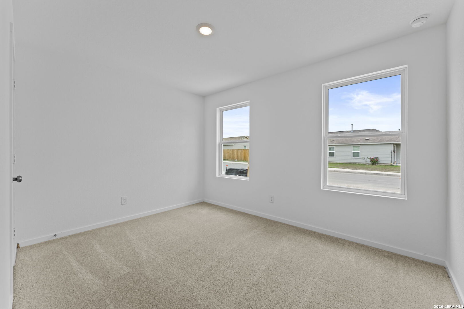 12807 Kathleen St