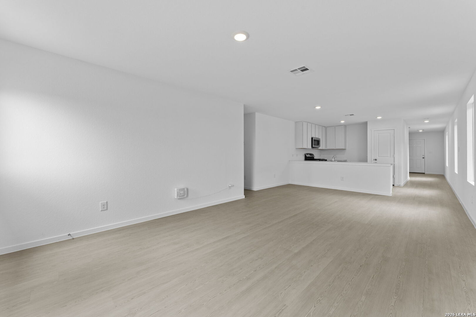 12807 Kathleen St
