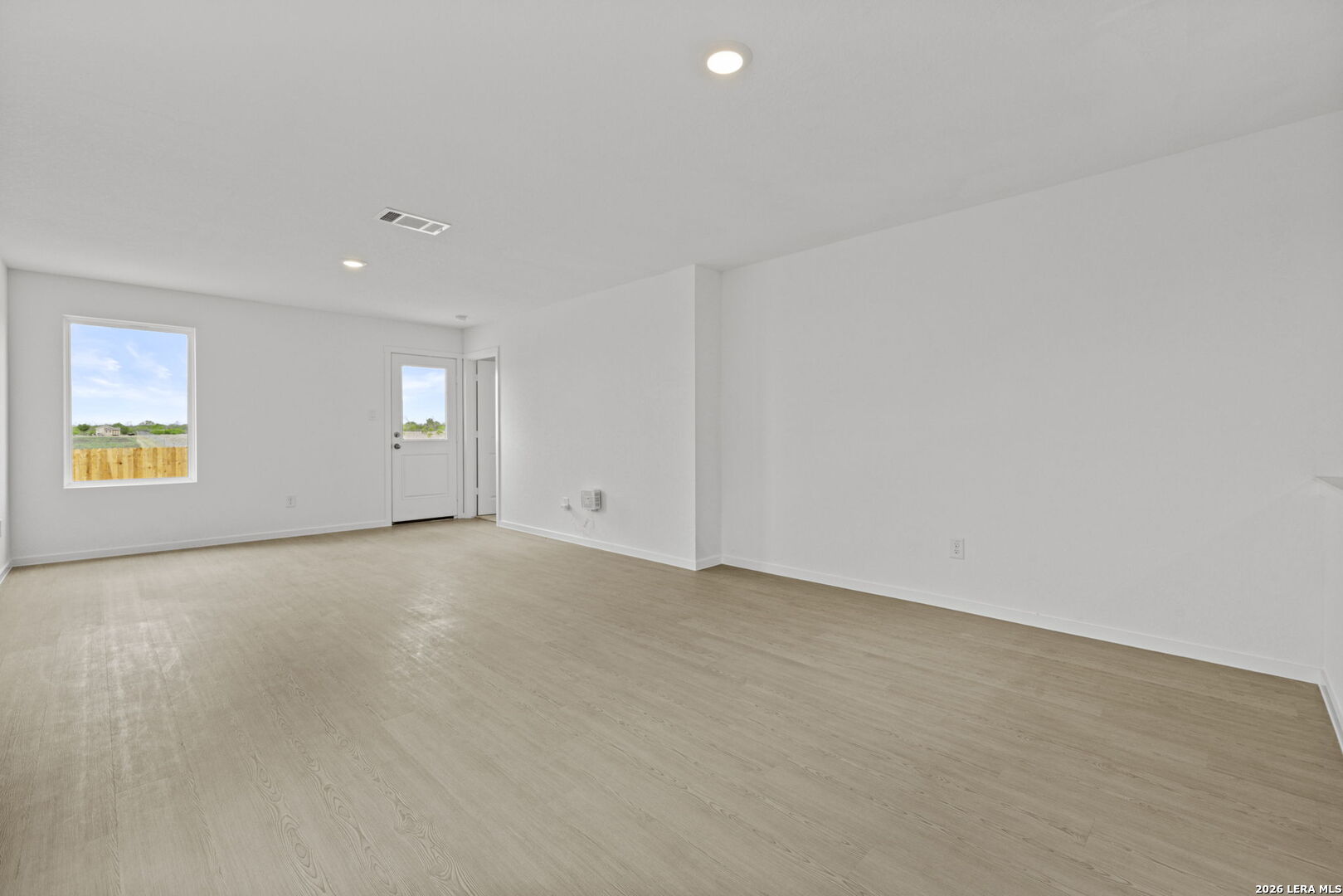 12711 Kathleen St
