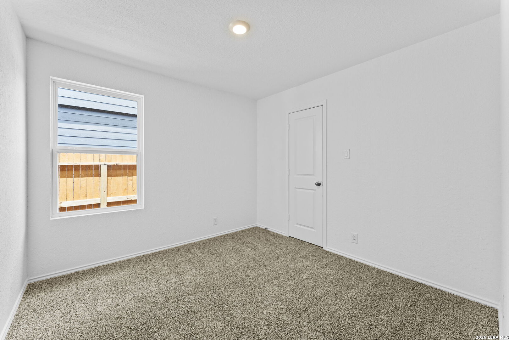 4818 Turquoise Park
