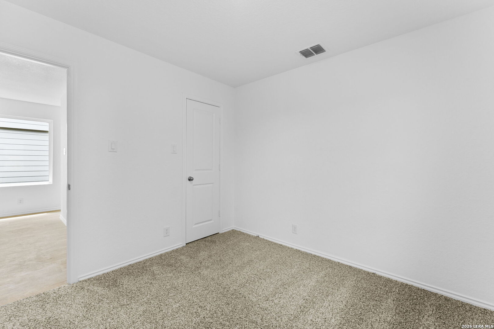 4818 Turquoise Park