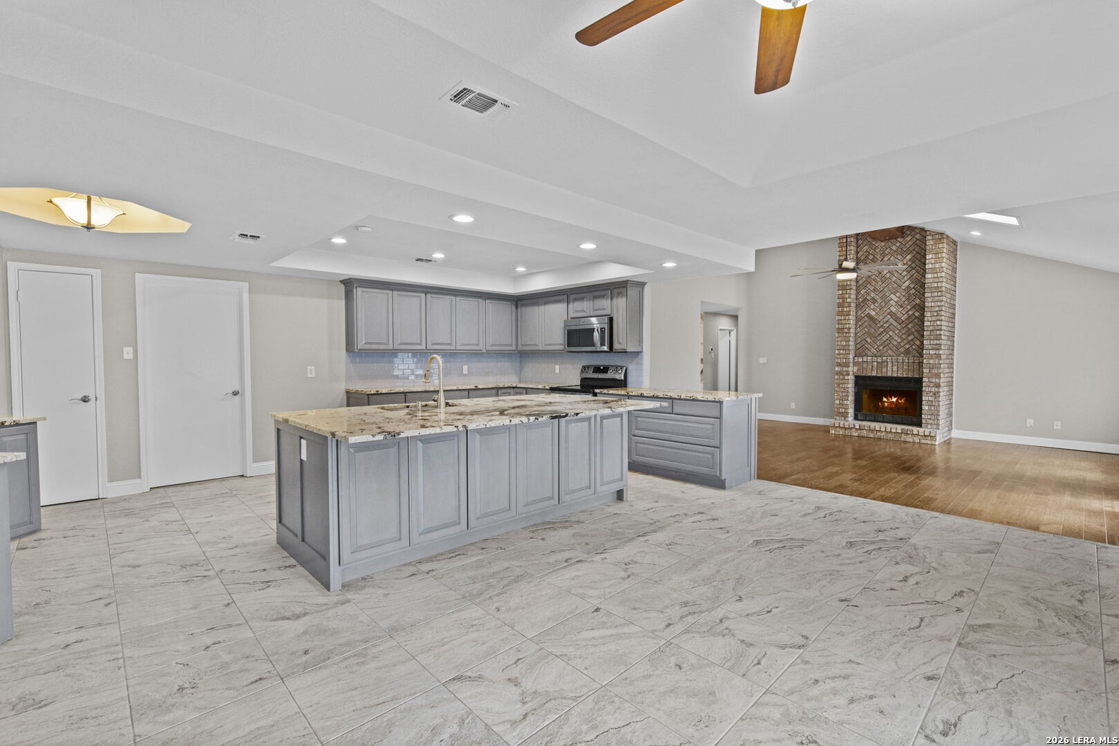 29735 SADDLEBACK CIR