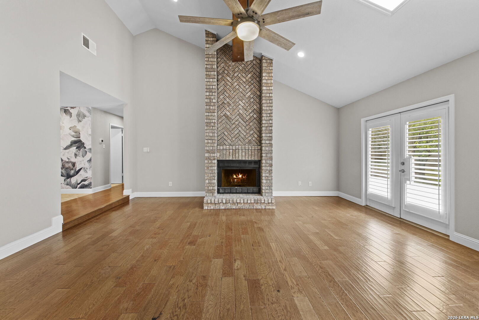 29735 SADDLEBACK CIR