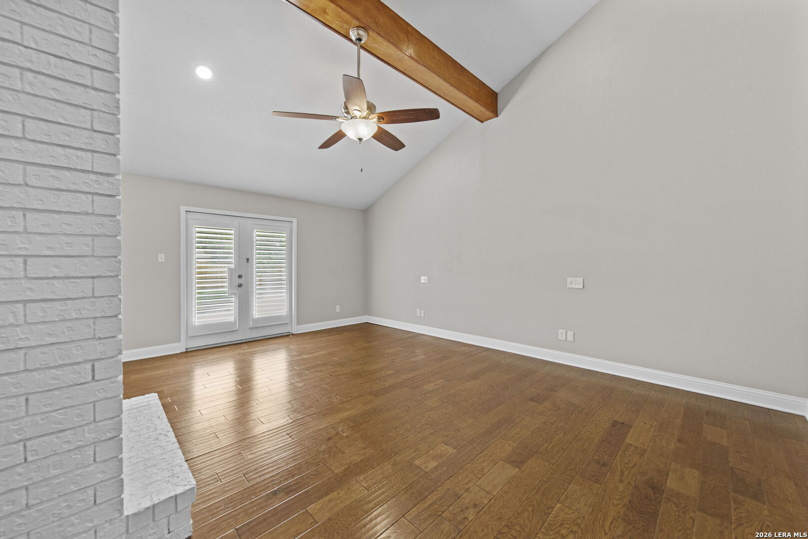 29735 SADDLEBACK CIR