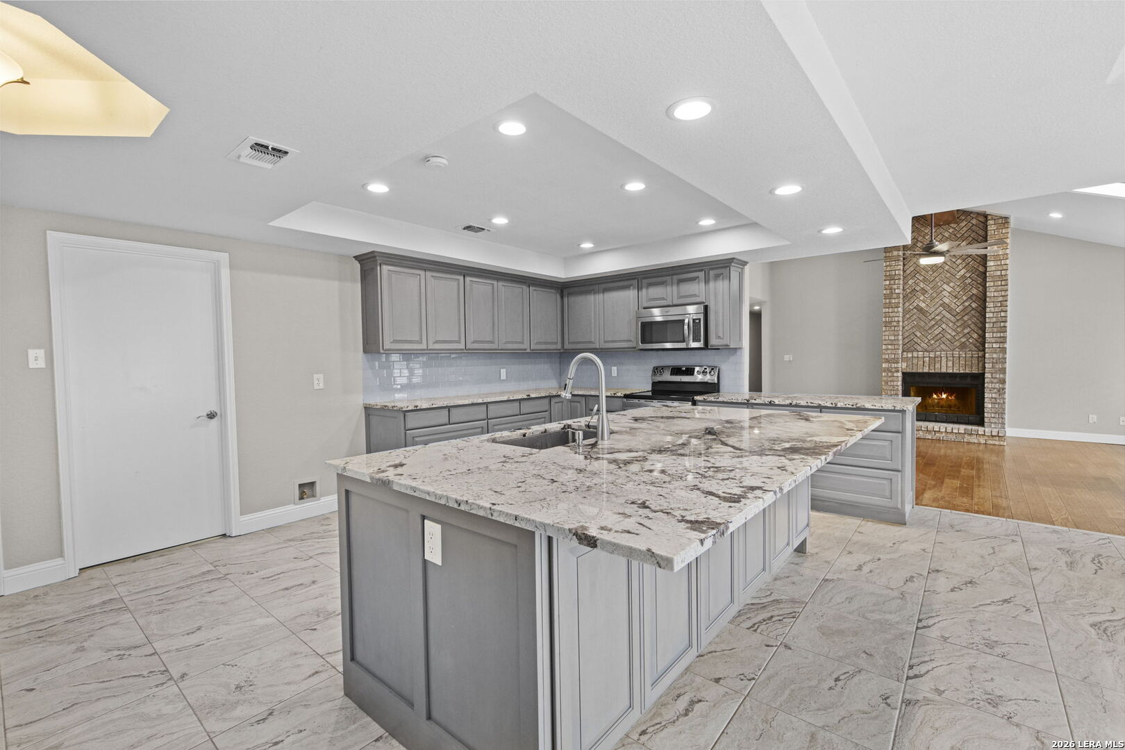29735 SADDLEBACK CIR