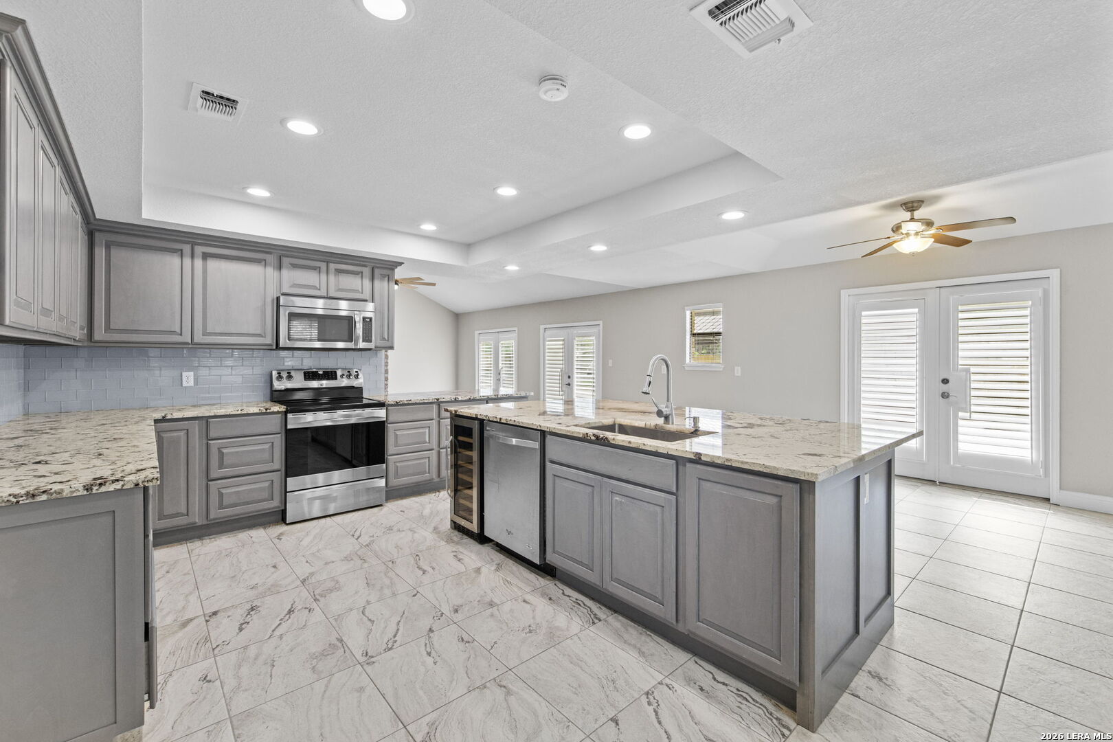 29735 SADDLEBACK CIR