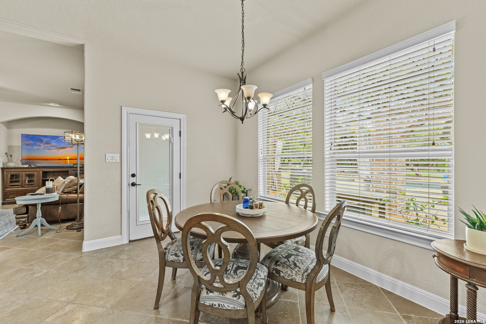 113 CANYON CIR