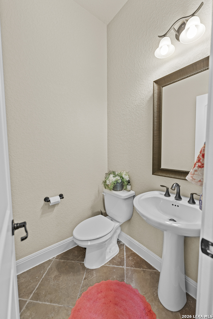 113 CANYON CIR