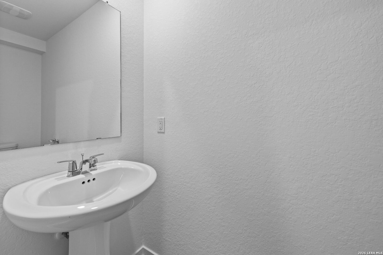12907 Kathleen St