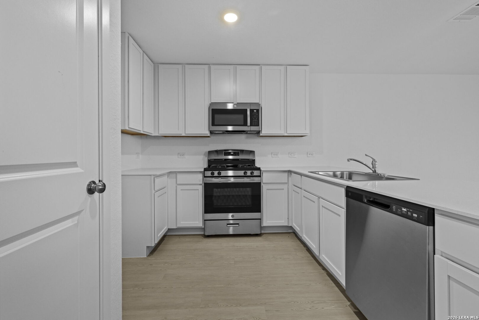 12619 Kathleen St