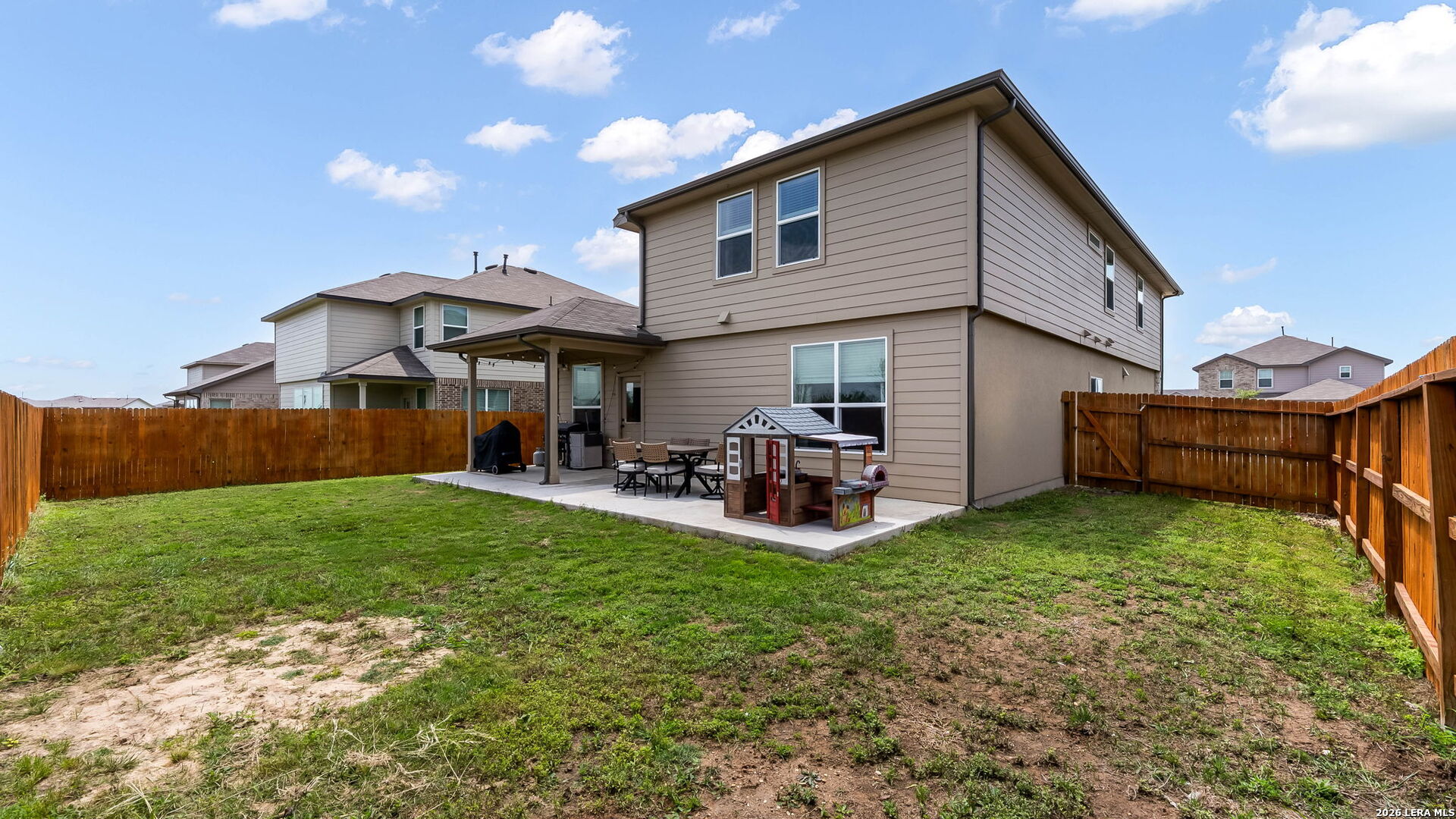 646 OVERLOOK RDG