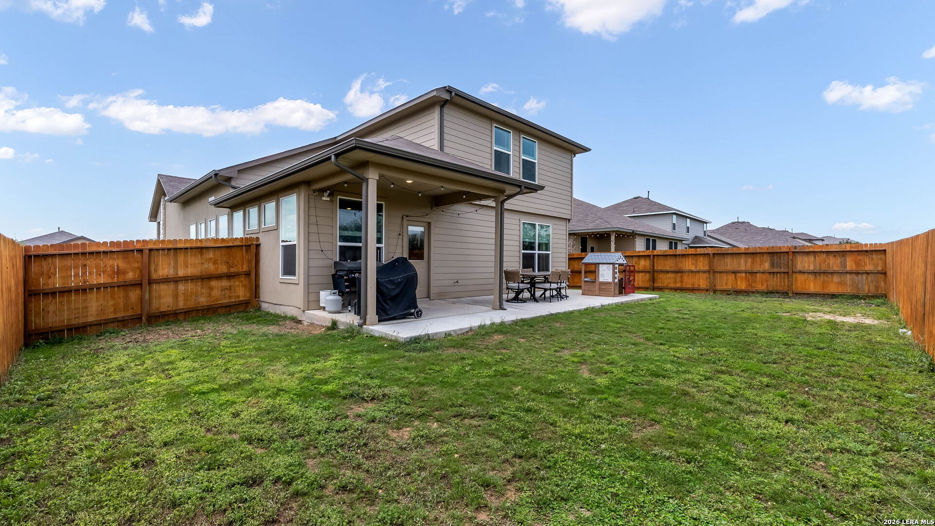 646 OVERLOOK RDG