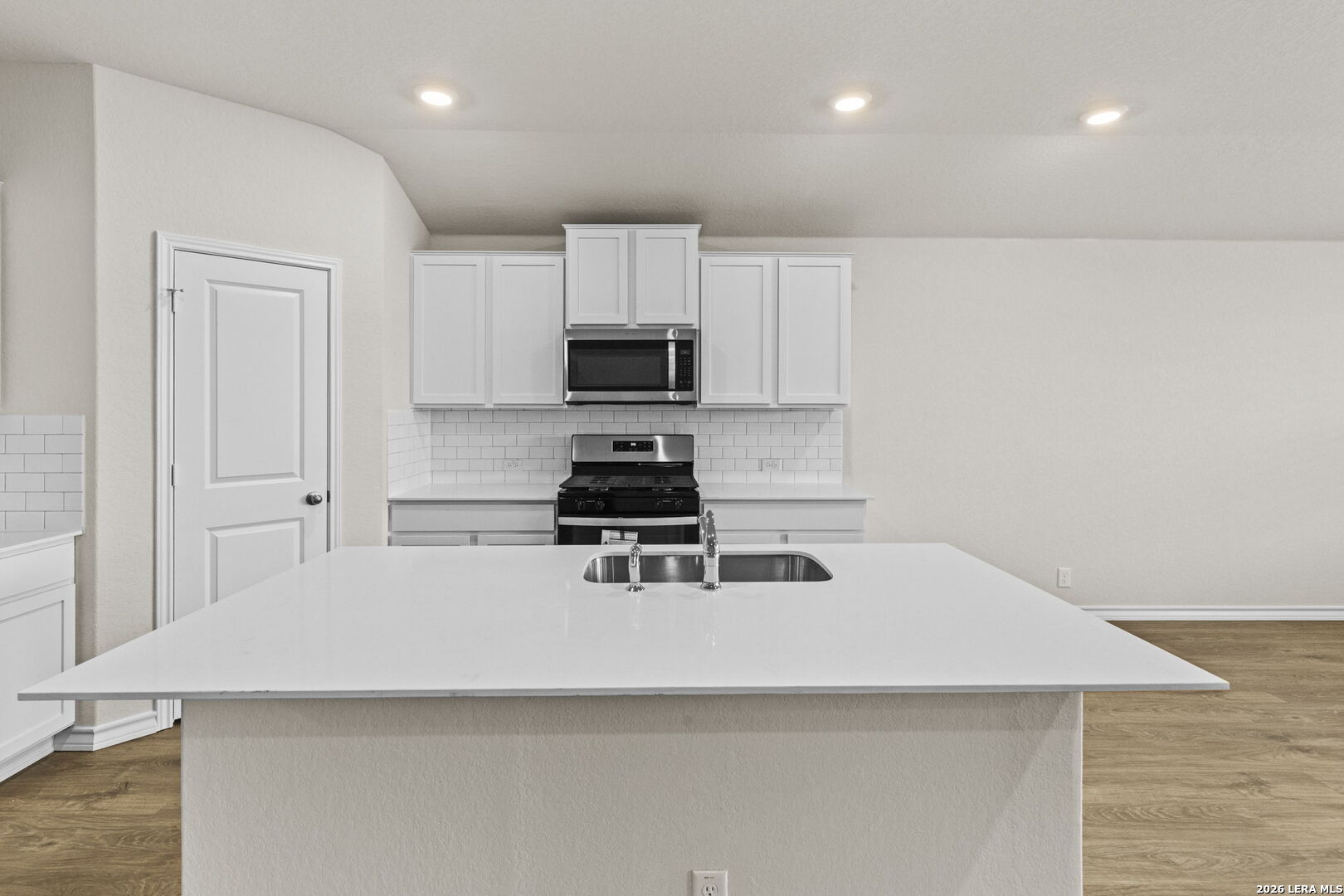 21149 Boulder Flats