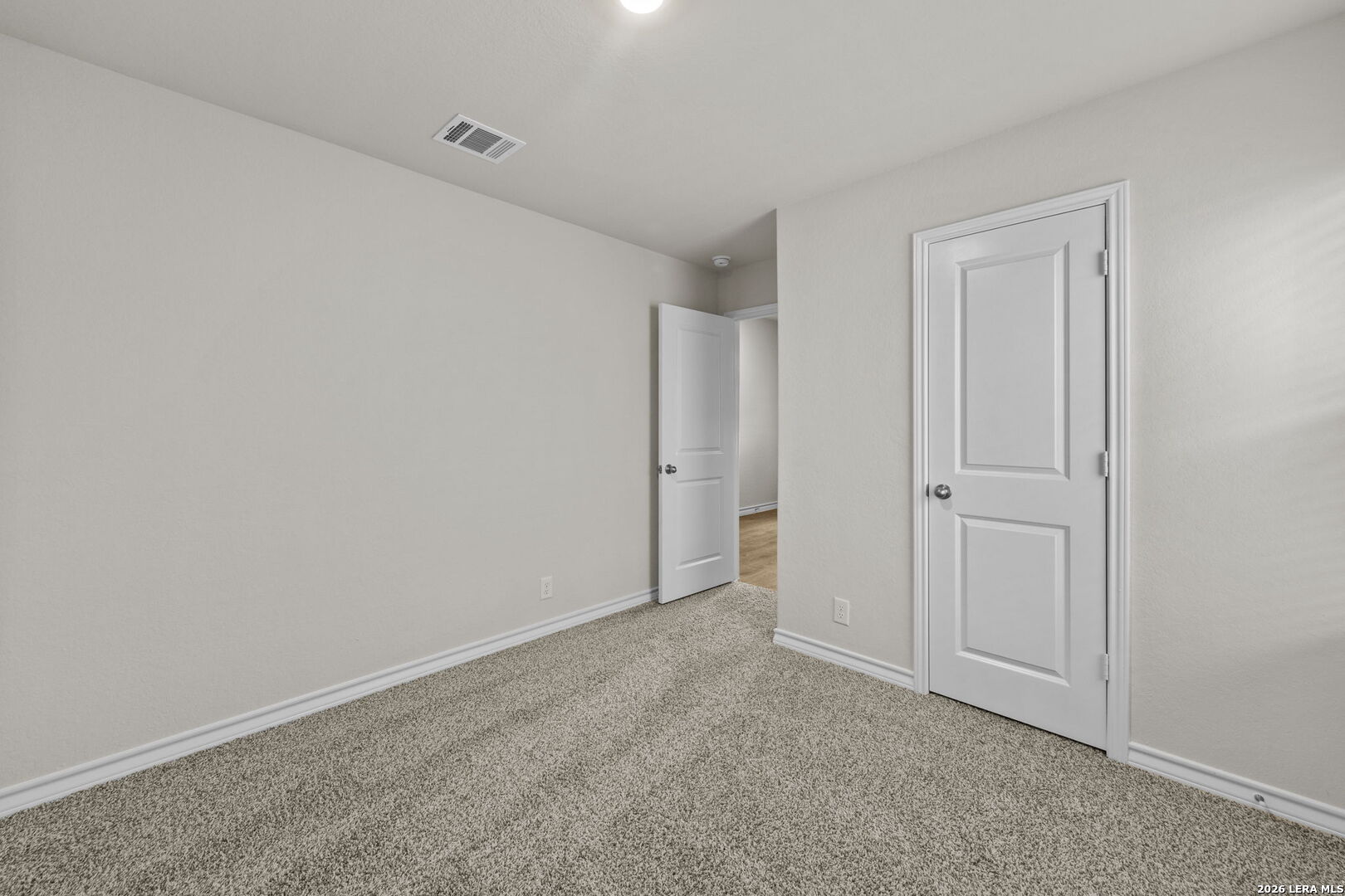 21137 Boulder Flats