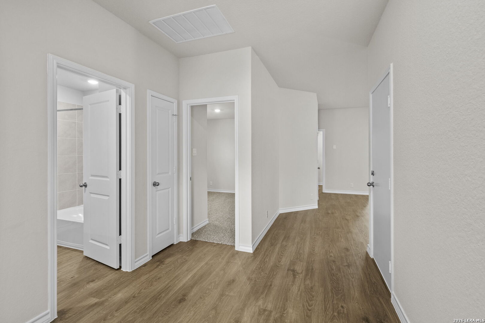 21137 Boulder Flats