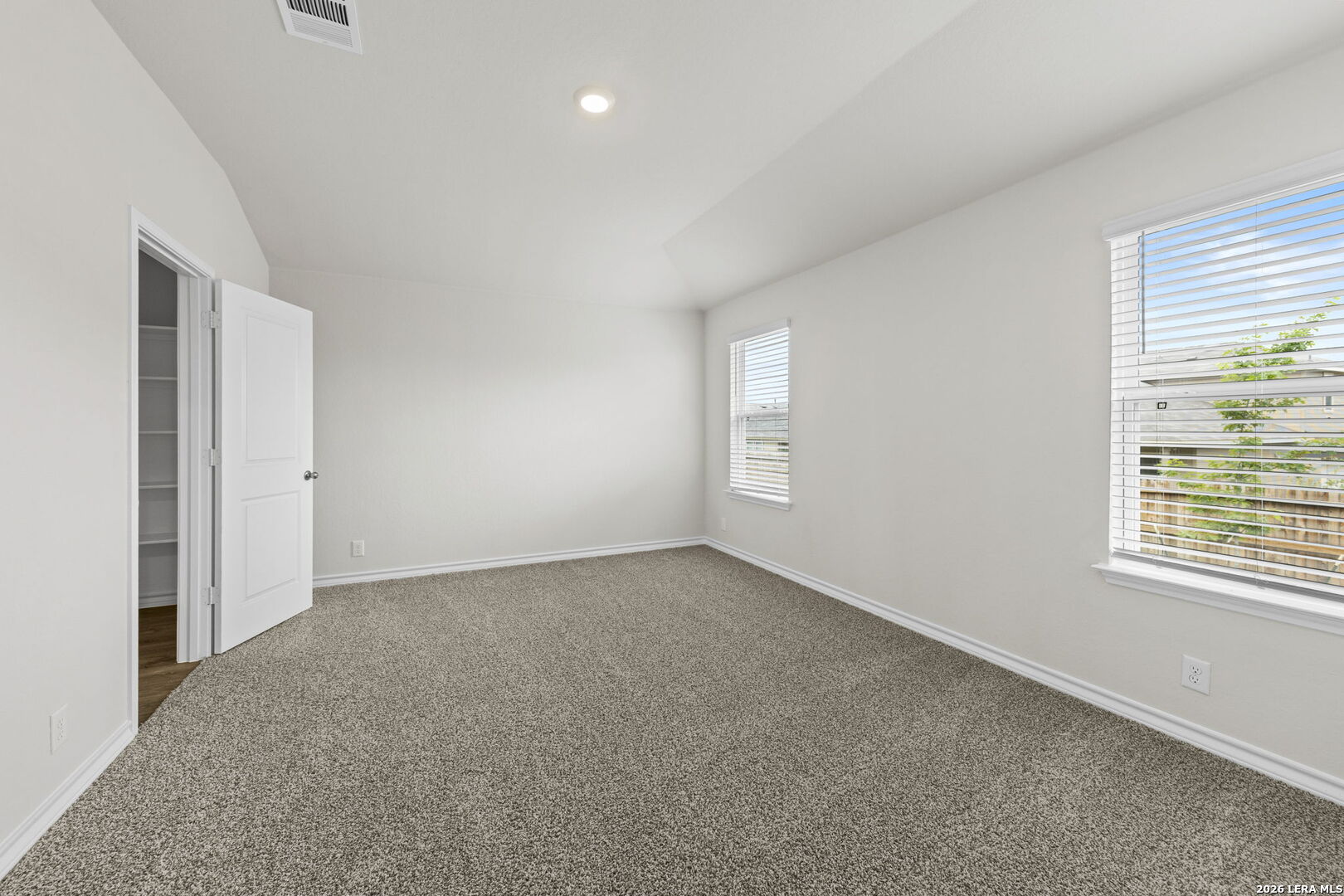 21137 Boulder Flats