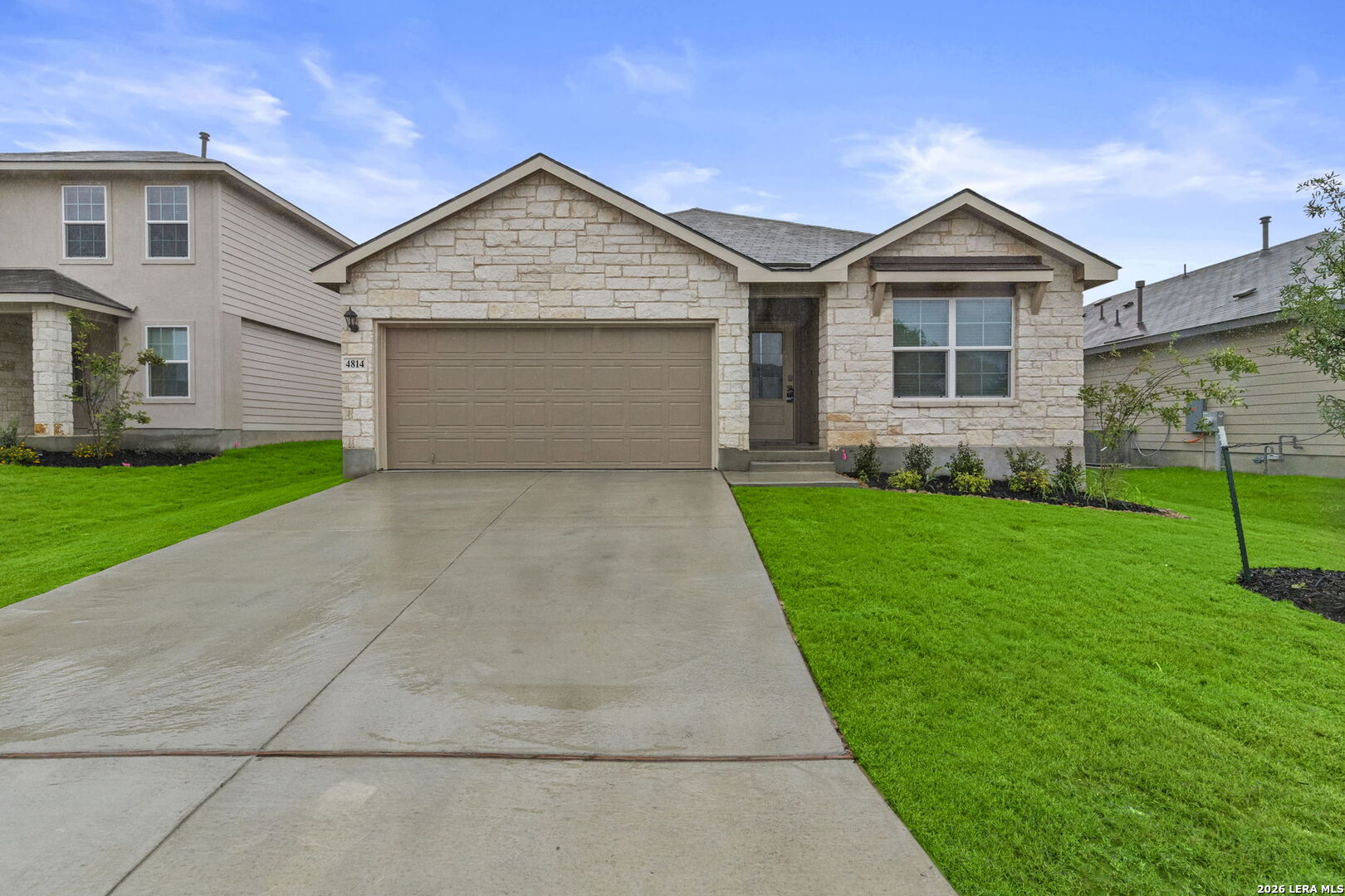 4814 Quartz Row Dr
