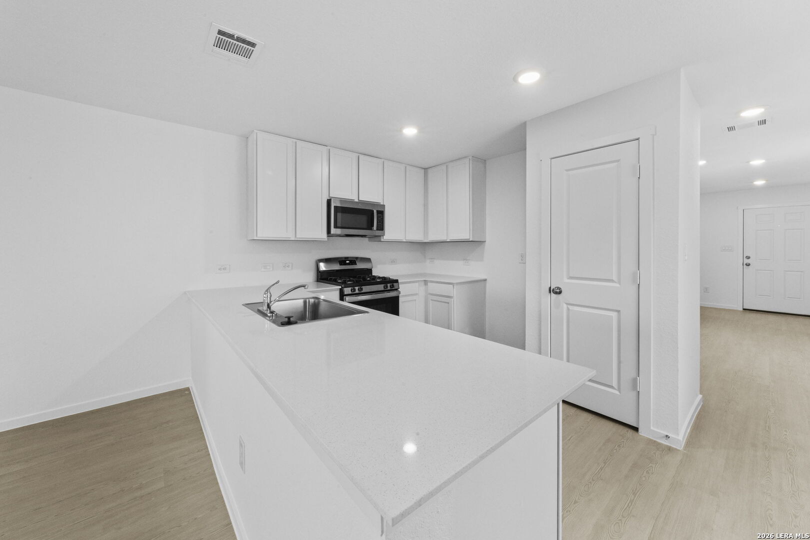 12803 Kathleen St