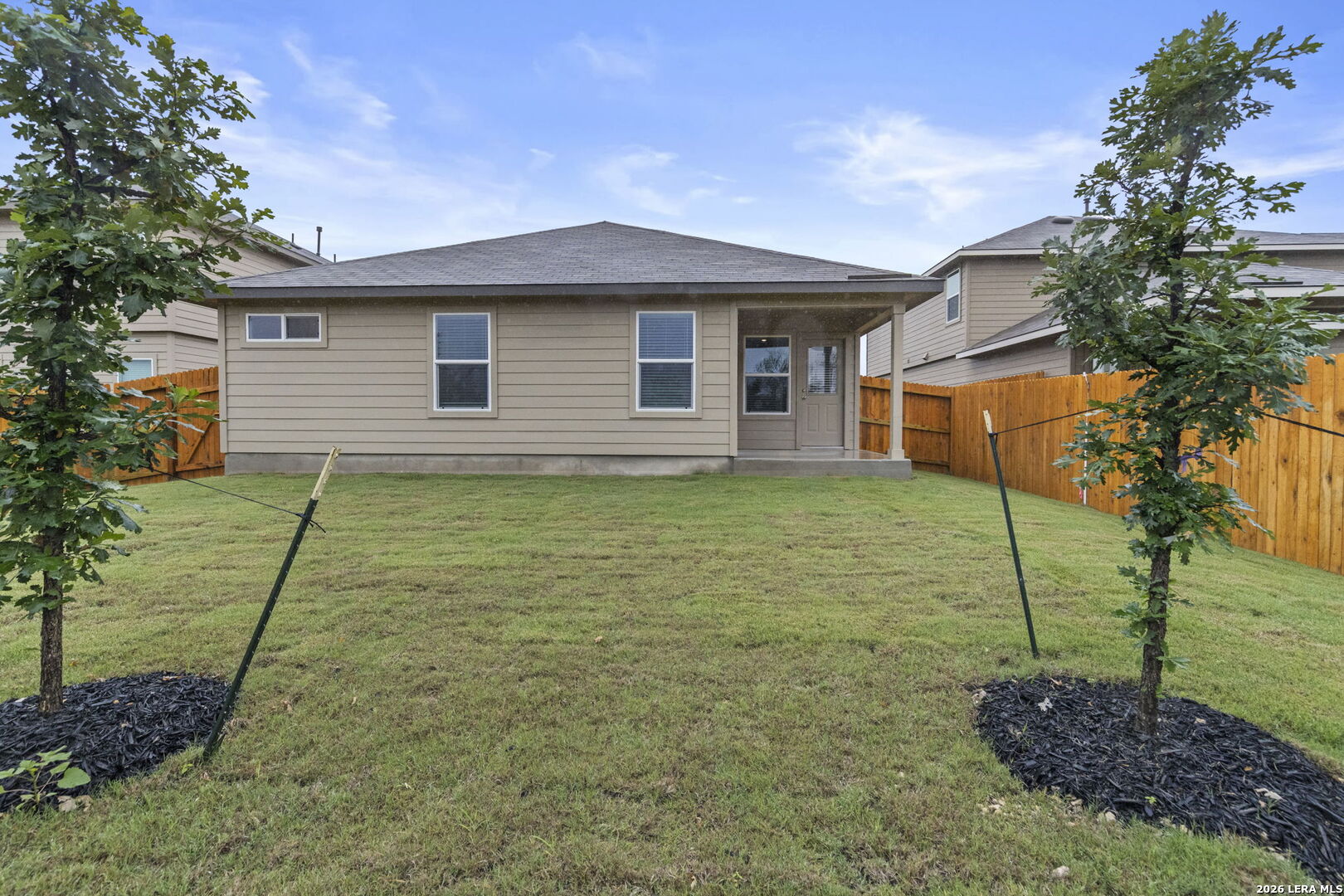 4926 Quartz Row Dr