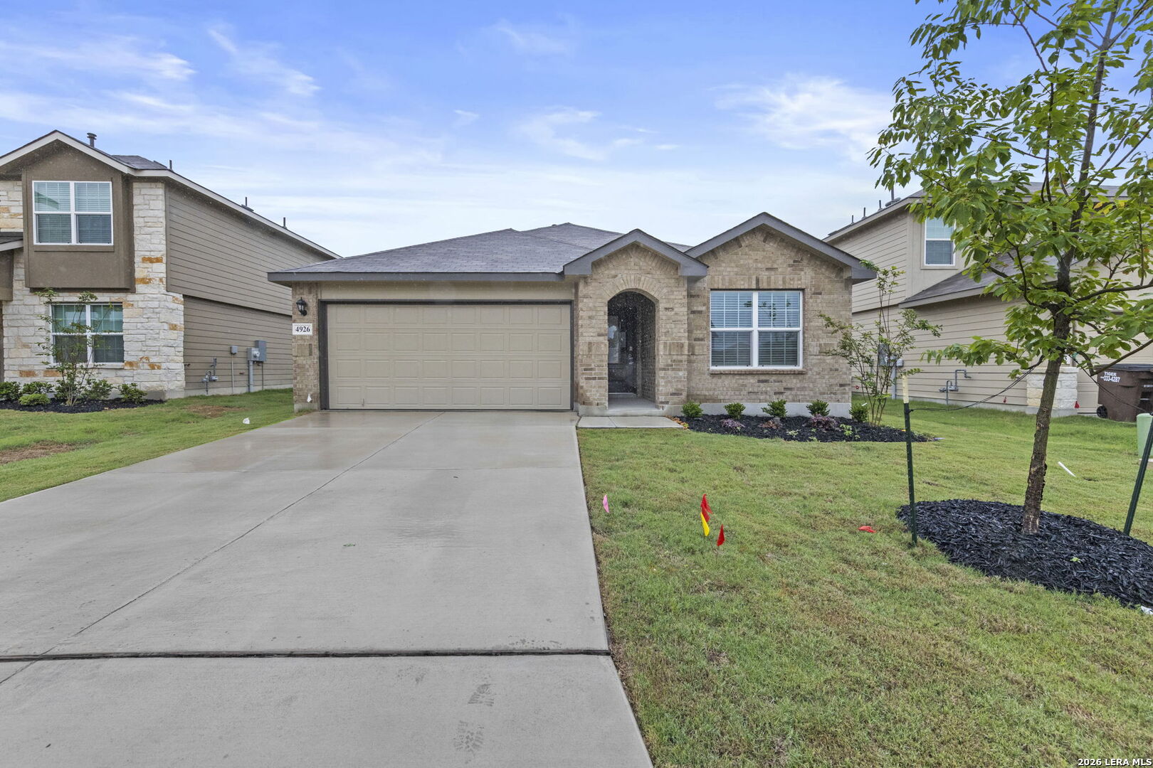 4926 Quartz Row Dr