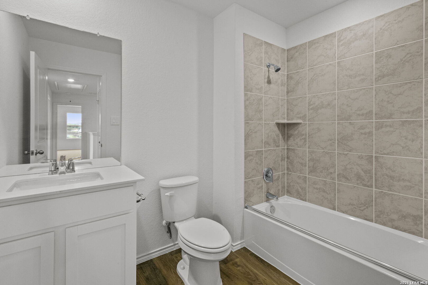 12520 Spoor Vly
