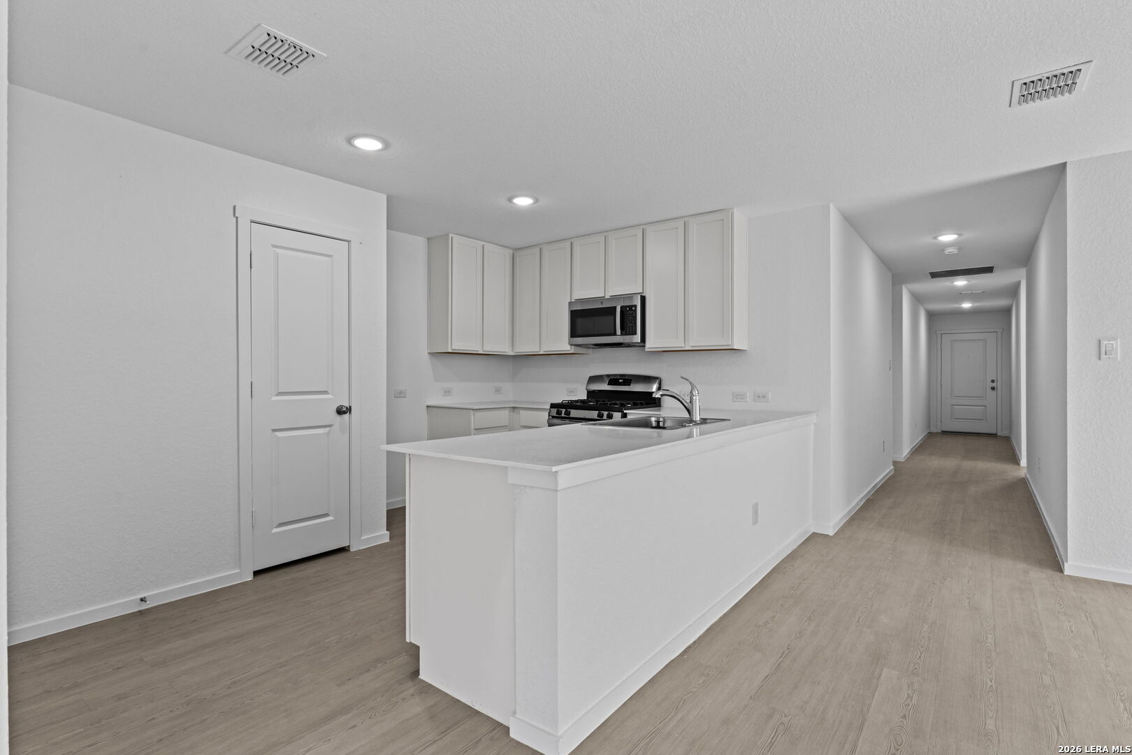 107 Ellendale Place