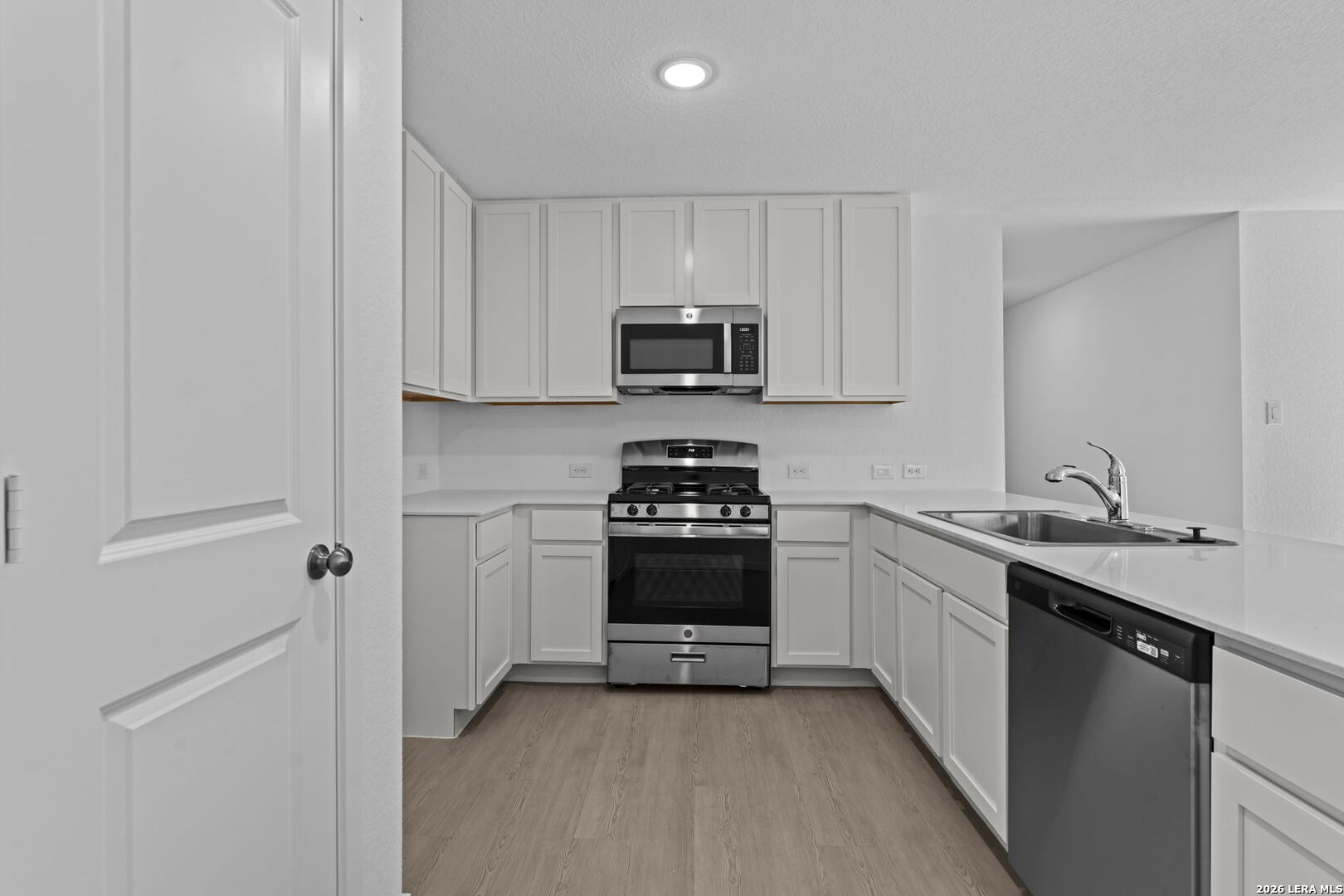 107 Ellendale Place