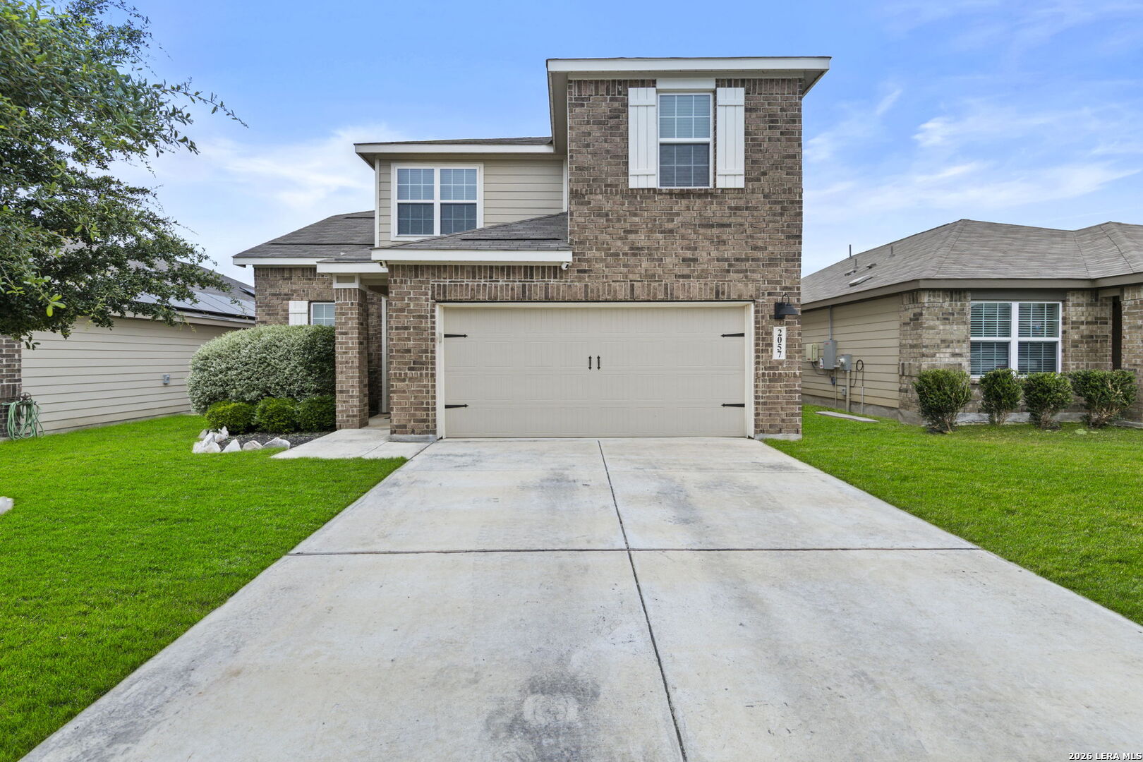 2057 Meadow Pipit