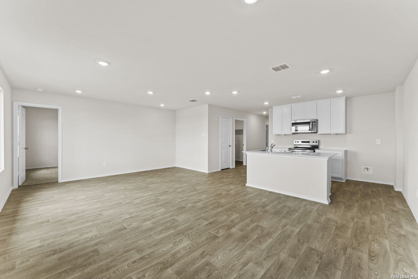 915 Prince Albert