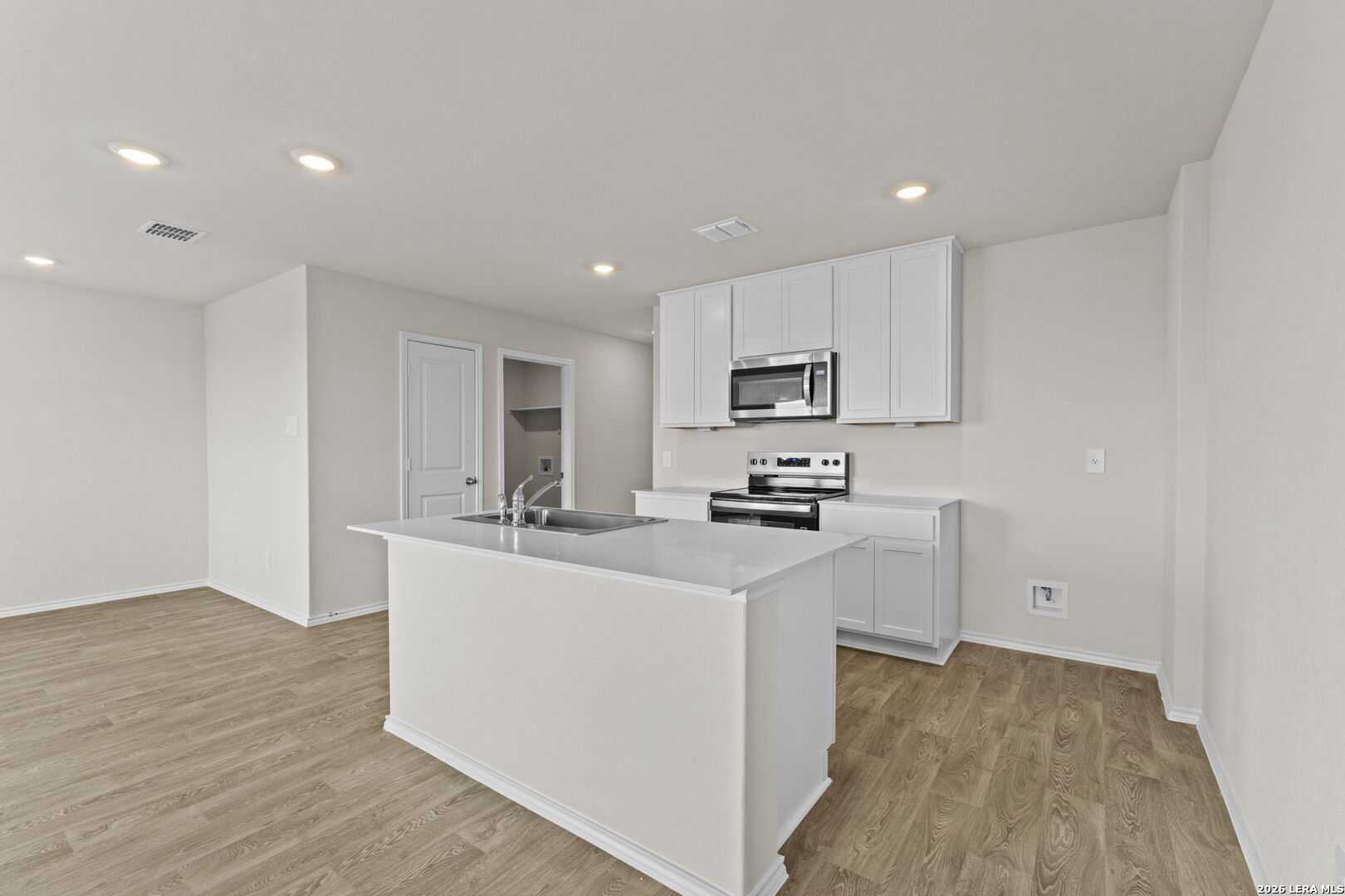 915 Prince Albert