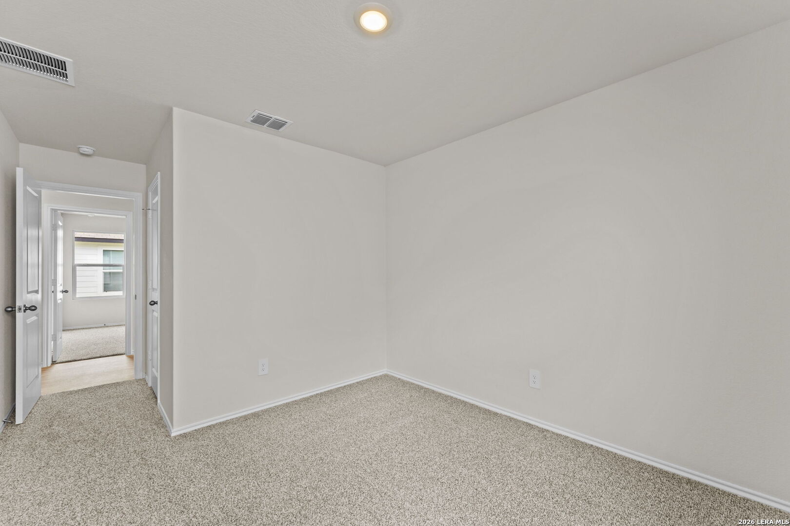 915 Prince Albert