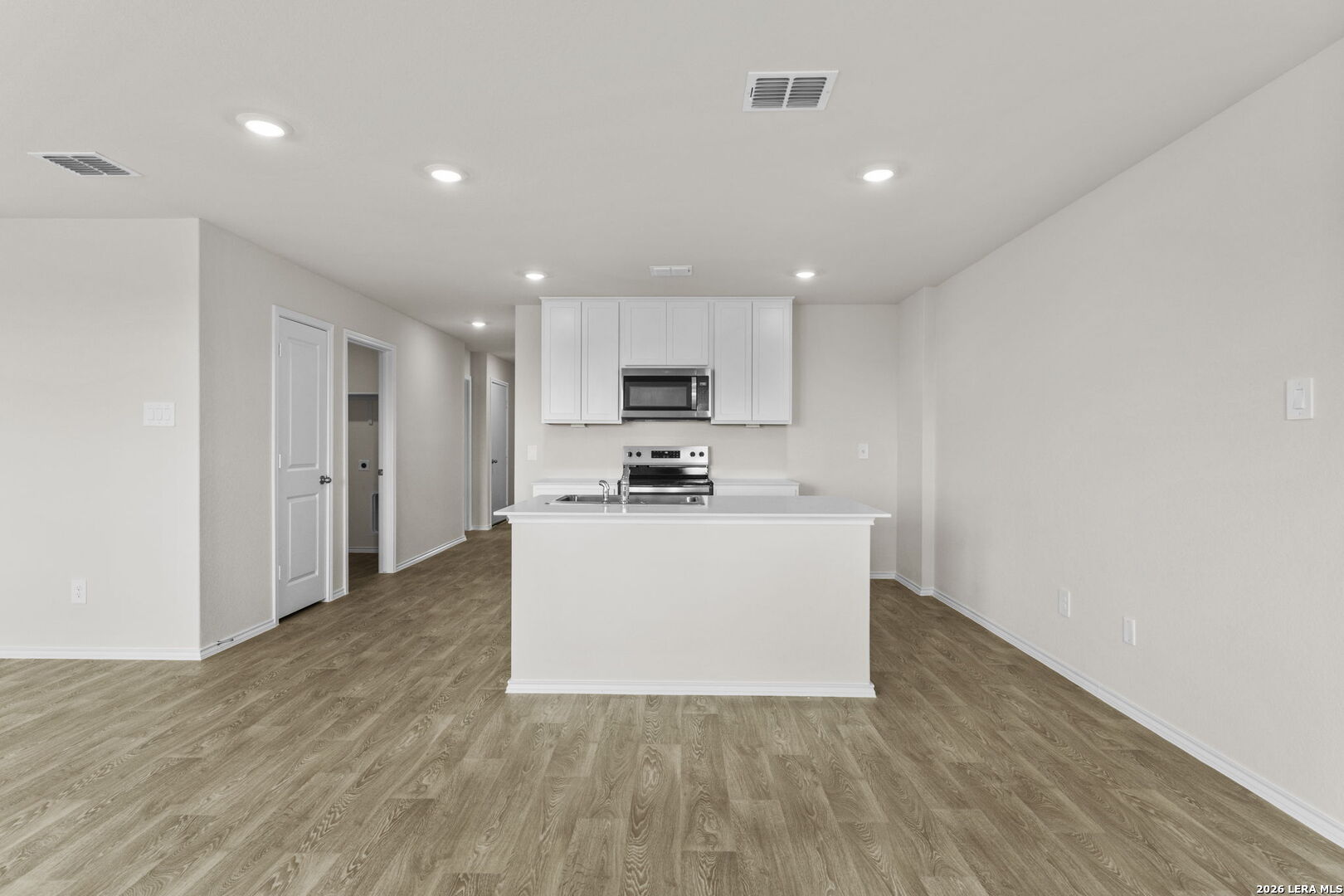 915 Prince Albert