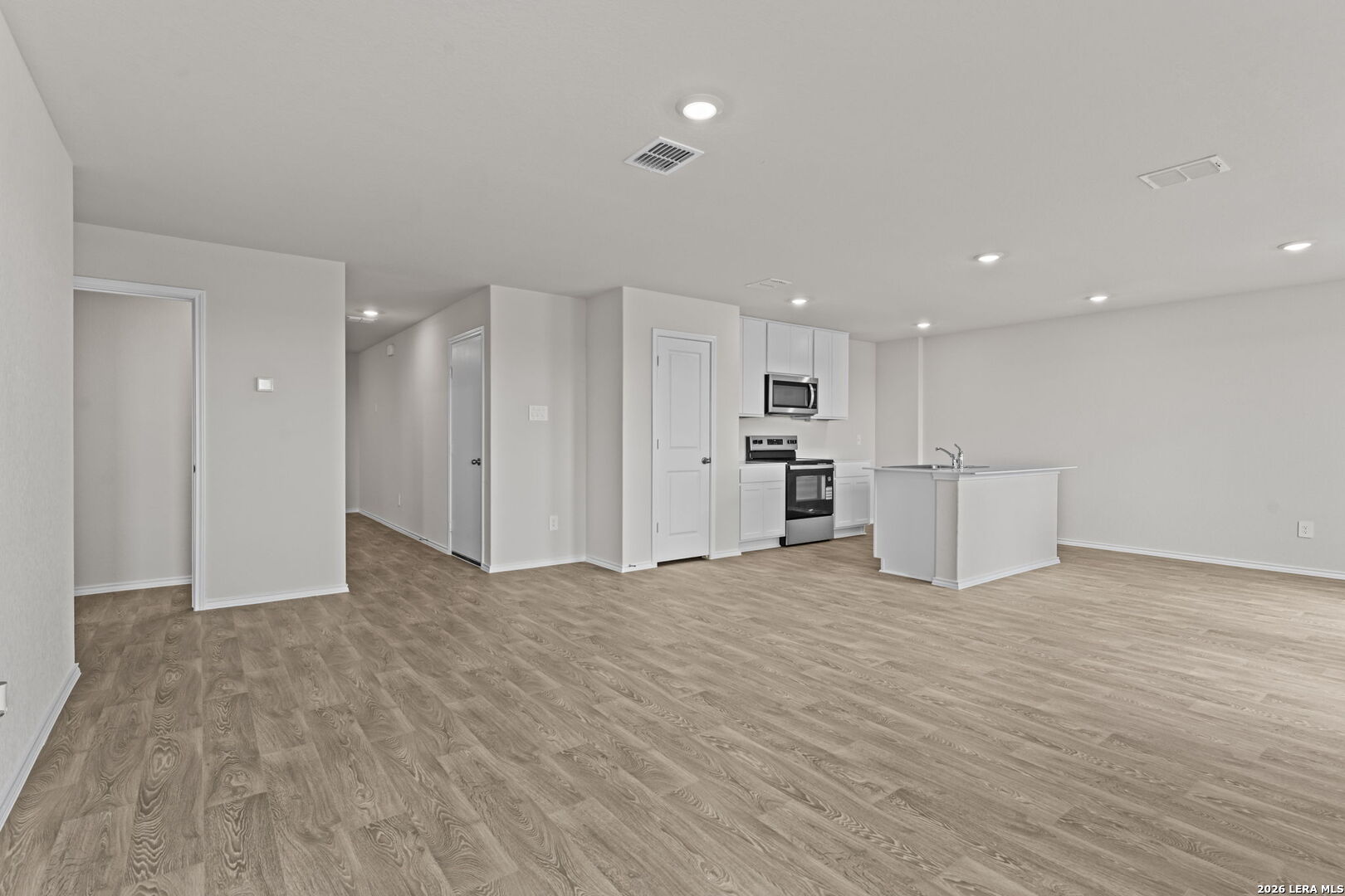 919 Prince Albert