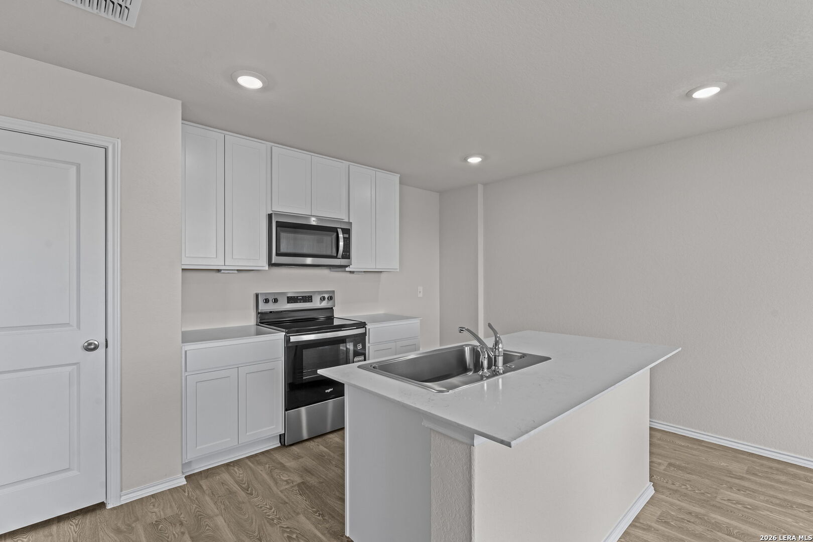 919 Prince Albert