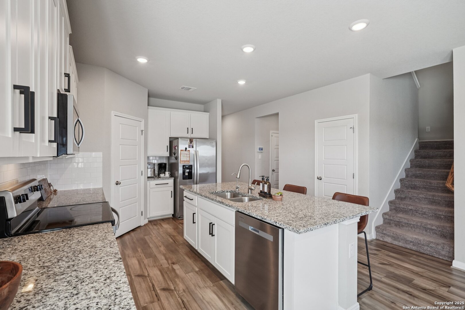 3311 Junction Bay