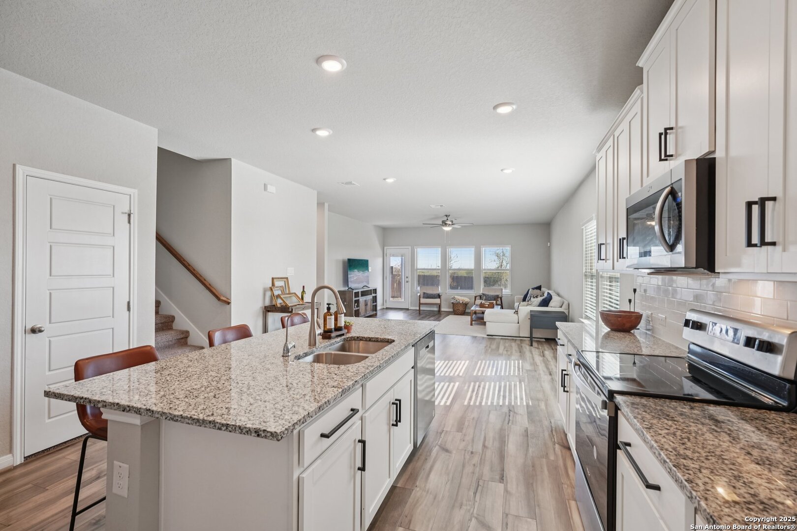 3311 Junction Bay