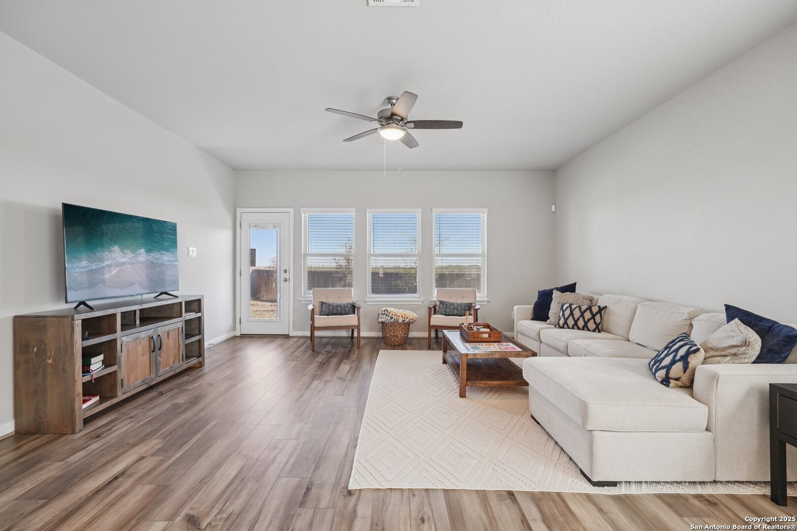 3311 Junction Bay