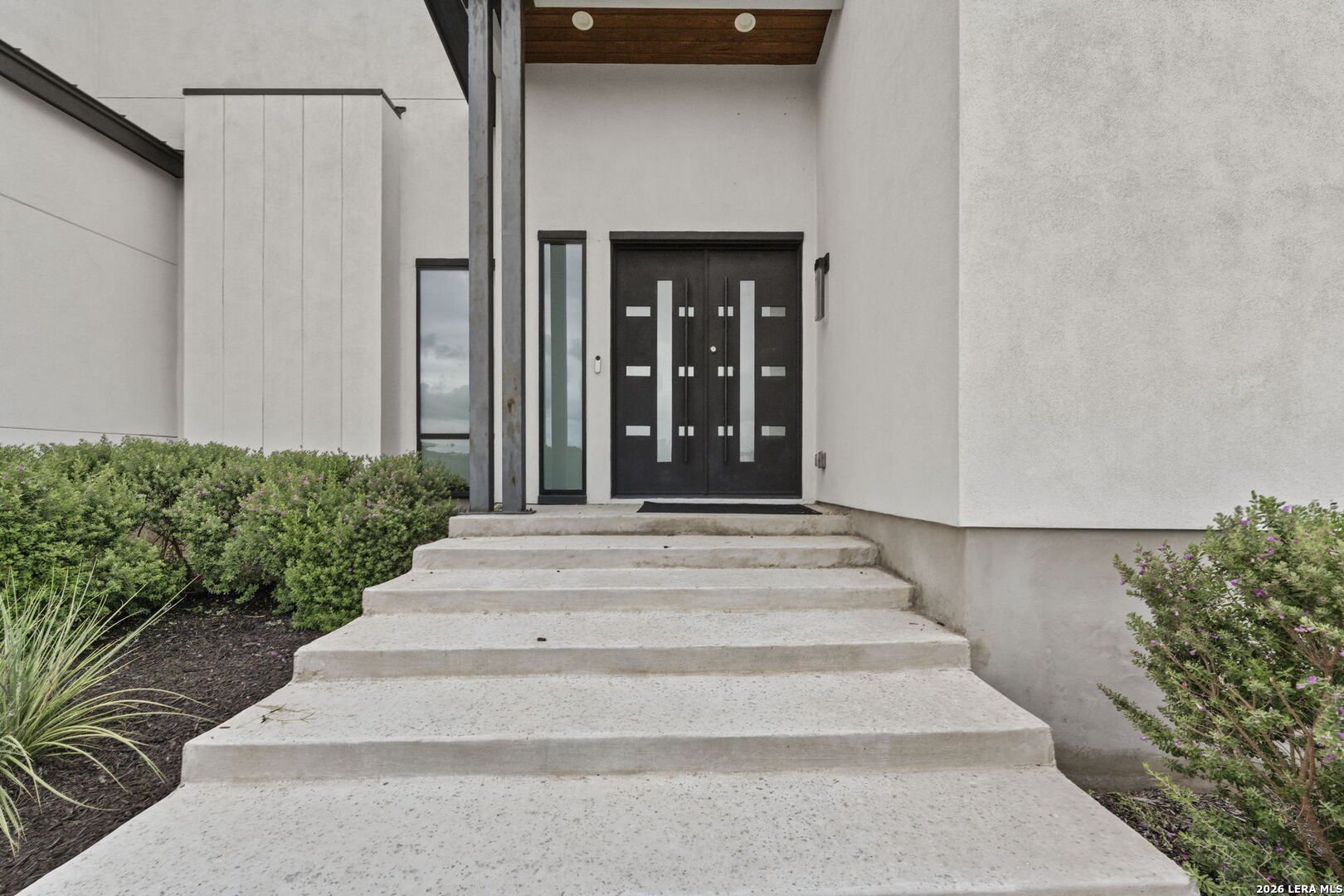 1347 BORDEAUX LN