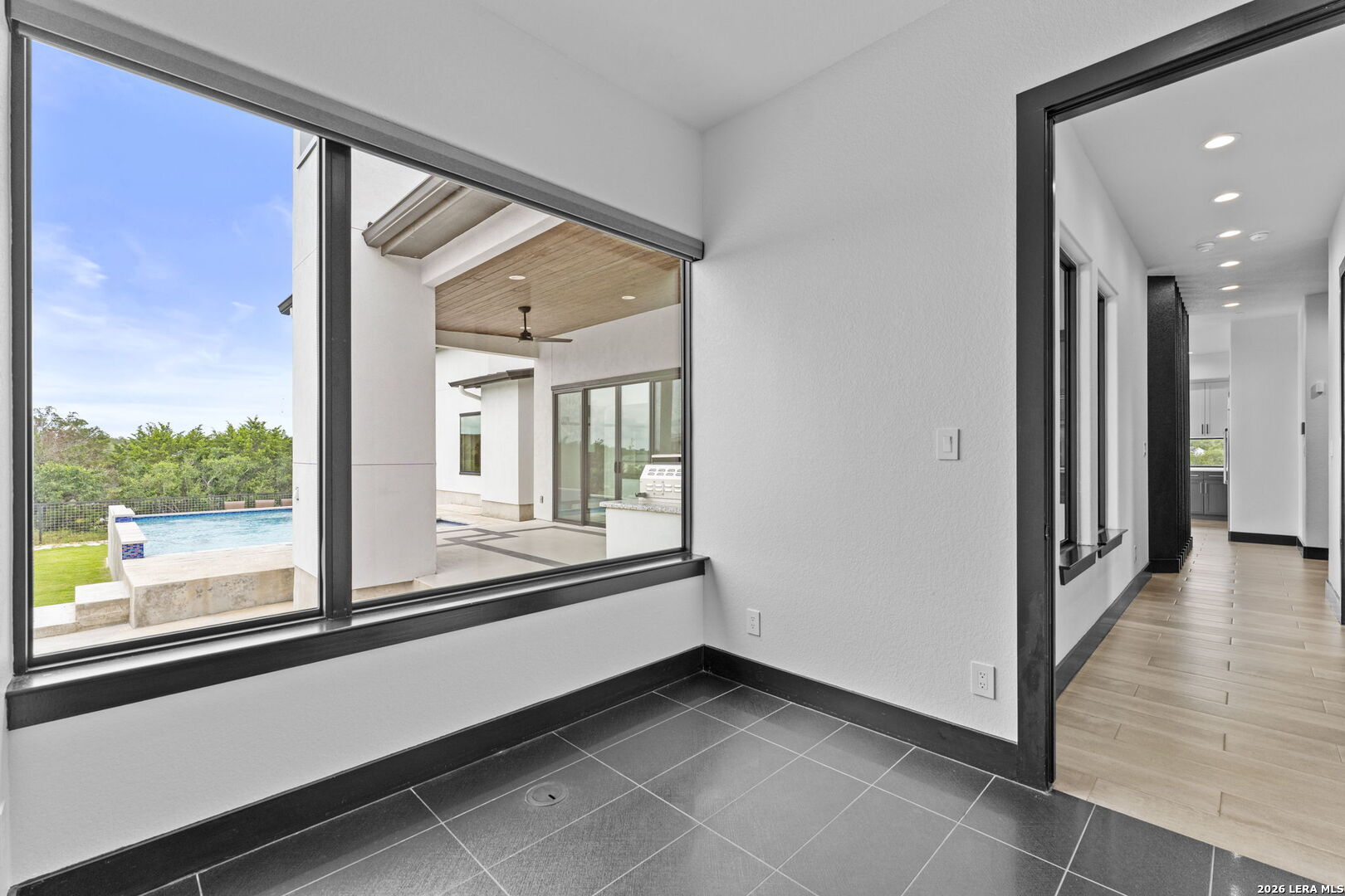 1347 BORDEAUX LN
