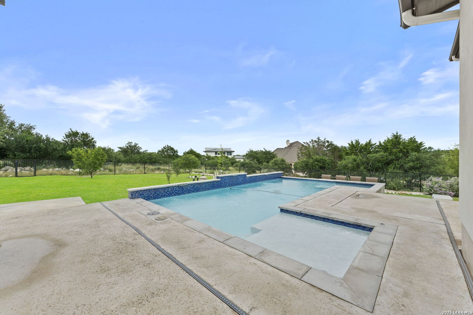 1347 BORDEAUX LN