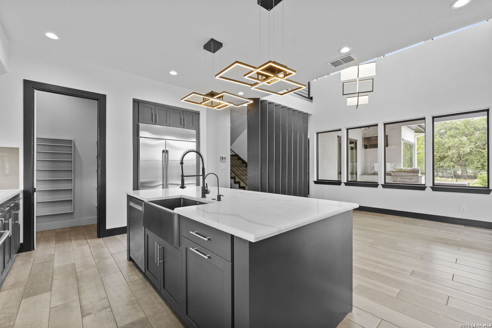 1347 BORDEAUX LN